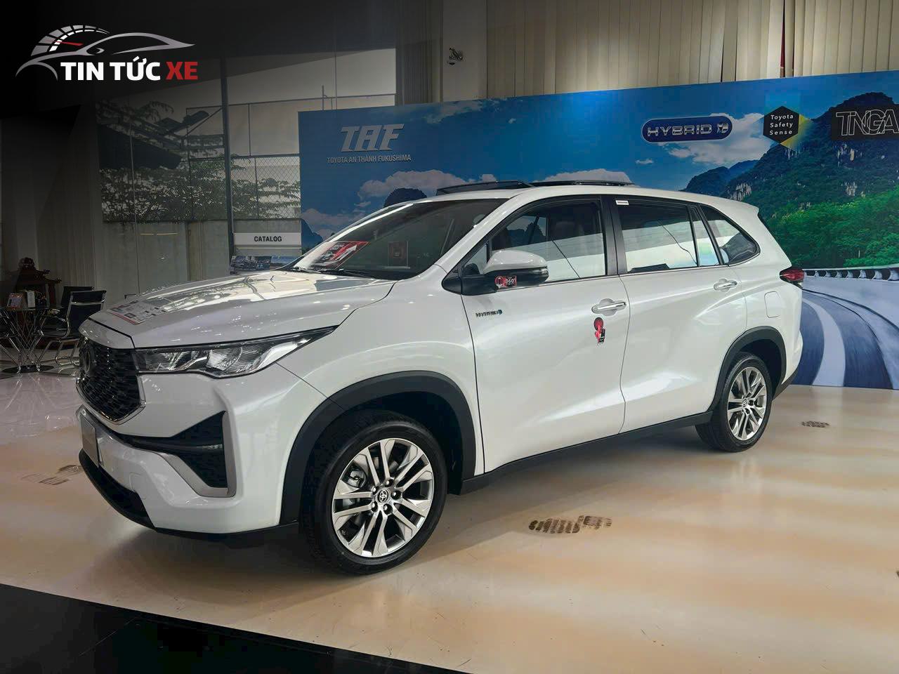 Có Nên Mua Toyota Innova Cross HEV Thời Điểm Này?