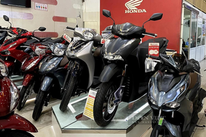 <strong>4. Kinh Nghiệm Mua Honda Civic Cũ An Toàn và Hiệu Quả</strong>” style=”max-width: 100%; height: auto;”><figcaption style=